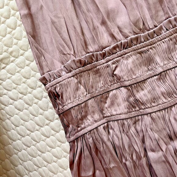 GRADE & GATHER V-NECK SATIN RUFFLE Midi DRESS IN DUSTY ORCHID Size L - Picture 11 of 13